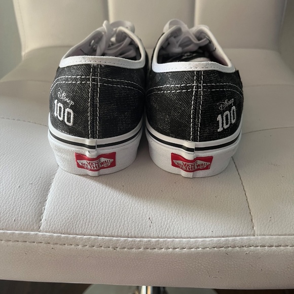 Vans Disney 100 - Picture 7 of 10